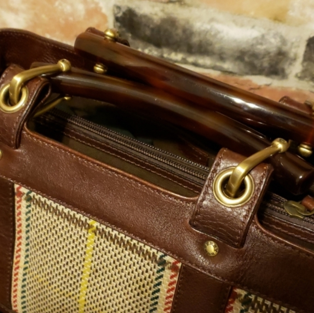 Authentic Burberry! - Picture 5 of 8